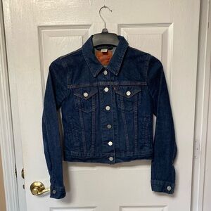 Classic Levi’s Levis Dark Blue Denim Trucker Jacket 100% Cotton